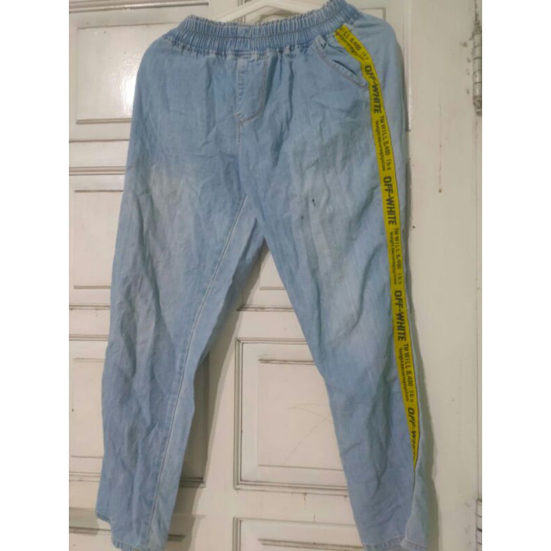 Preloved jeans off-white/Jeans preloved/Jeans