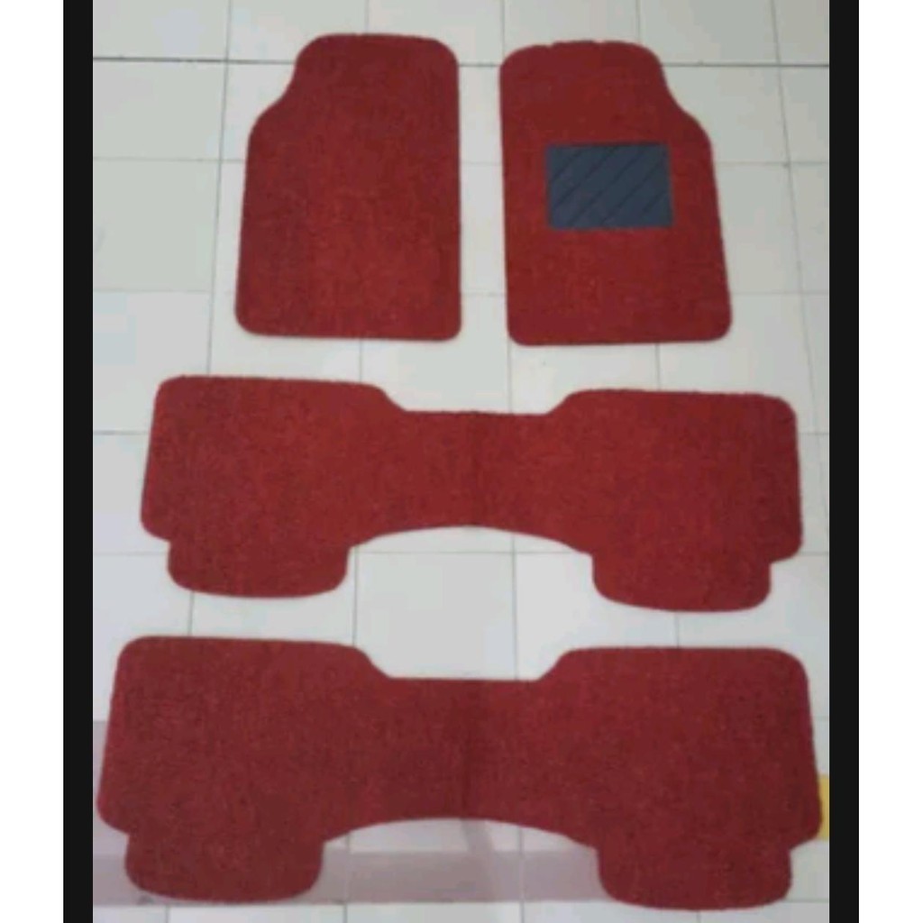 Karpet Mie 3 Baris Warna Merah Mobil Universal