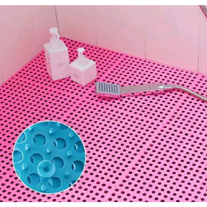 karpet kamar mandi anti licin polkadot 30x30cm