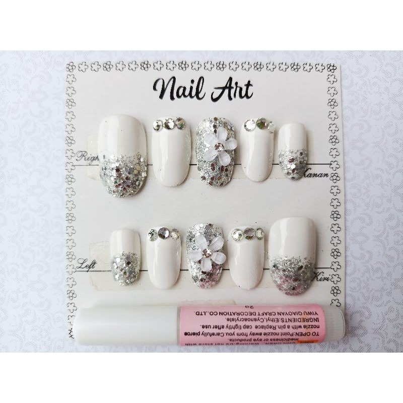 kuku palsu simple white