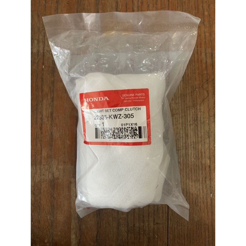 Kampas Ganda - Revo AT - 22535KWZ305