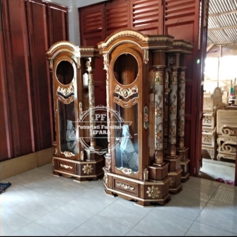 Jam hias masjid / jam berdiri ukir Jepara kayu jati mebel Jepara murah