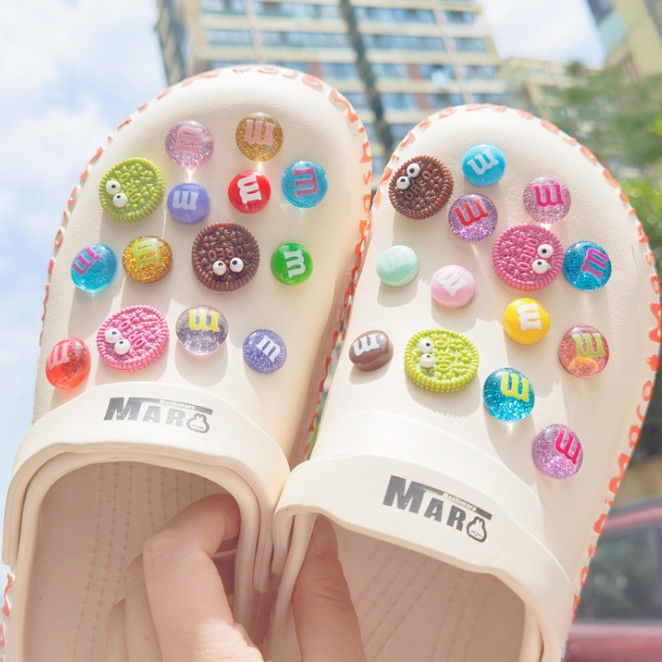 Aksesoris Crocs Wanita 28pcs Kancing Sepatu Desain Kartun crocs / jibitbz / Button crocs / Charm / M