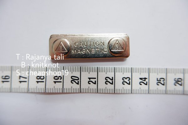

Magnet Nama Dada 45 mm SET PREMIUM CAUTION STRONG Magnet Name Tag