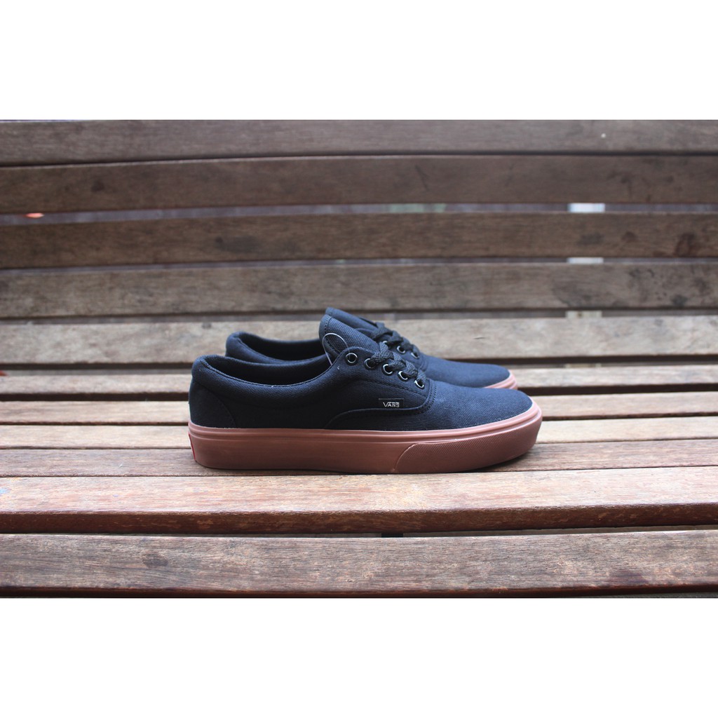 SEPATU VANS AUTHENTIC FULL BLACK HITAM POLOS WHITE PUTIH OLDSKOOL ERA  ICC IFC DT