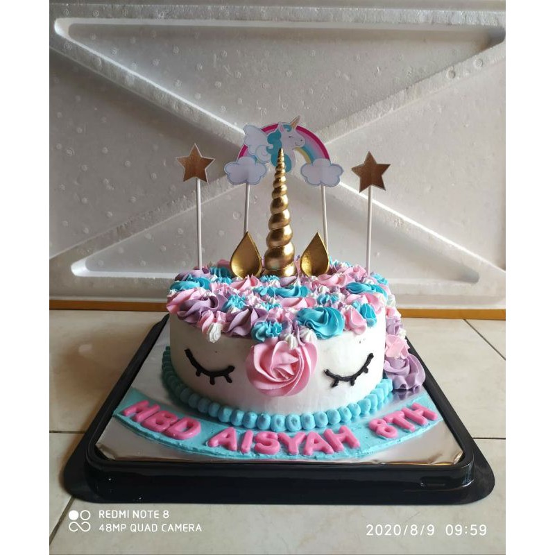 

PROMO !!! ICE CREAM TART, Unicorn Tart, 20 cm, Tart Dalamnya 100% Ice Cream Tanpa Kue