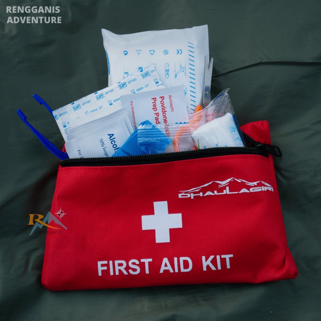 TAS KANTONG WADAH P3K ISI LENGKAP FIRST AID KIT SURVIVAL KIT OBAT MEDISOUTDOOR HIKING