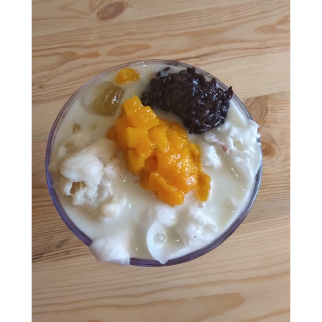 

Sop Duren Kuah Mangga harumanis ketan Item Kelapa Muda