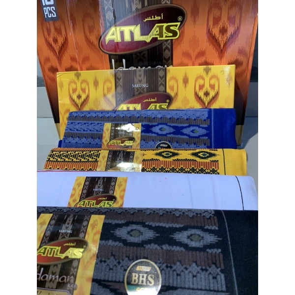 Sarung Atlas Idaman Kembang Motif BHS SJE “Behaestex”