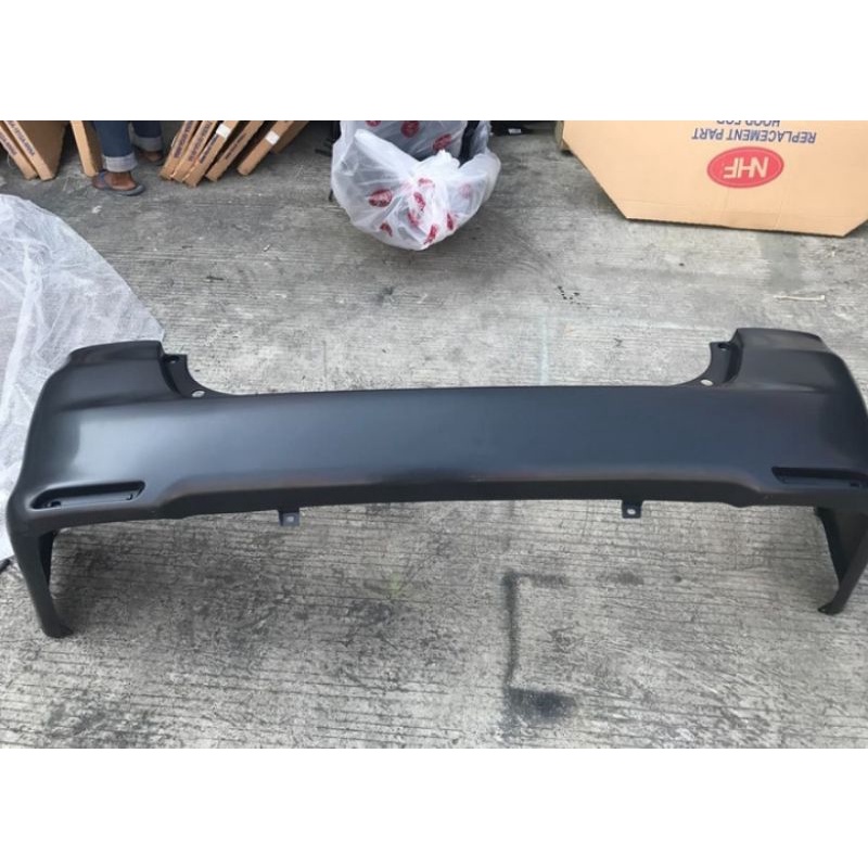 bumper belakang bemper belakang innova 2008 sampai 2015 mentah