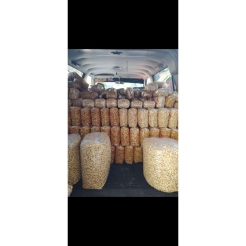 

kacang mete istimewa