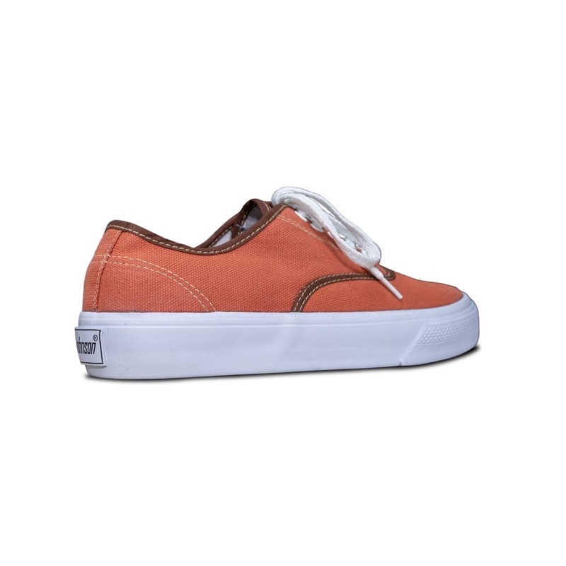 JOHNSON ASTRO LOW CUT PICANTE