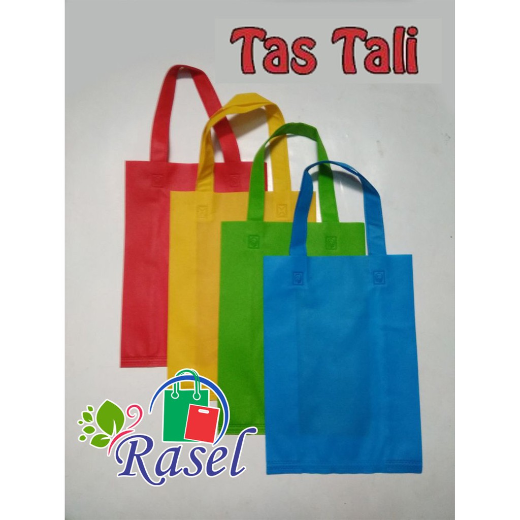 

Tas Kain 25x35x8 - Goodie Bag - Spunbond - Goody Polos - Kantong - Seminar - Event e disigrosir