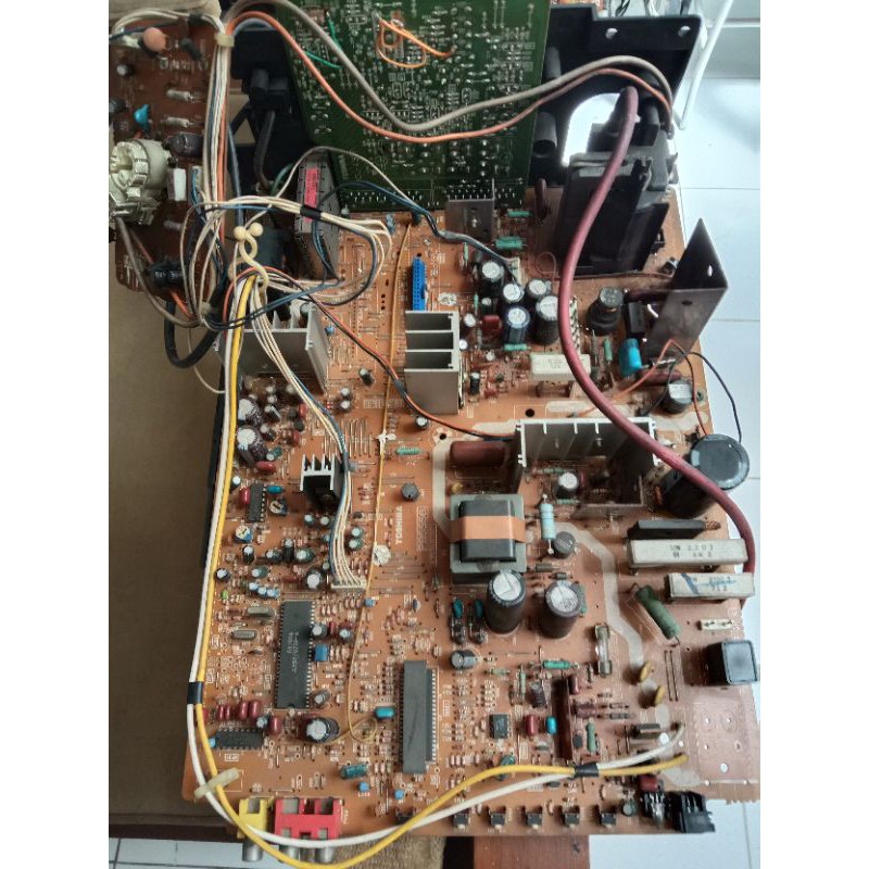 mesin tv toshiba 20' rusak