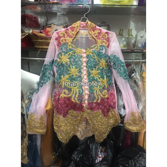 Kebaya atasan tile bordir klabang