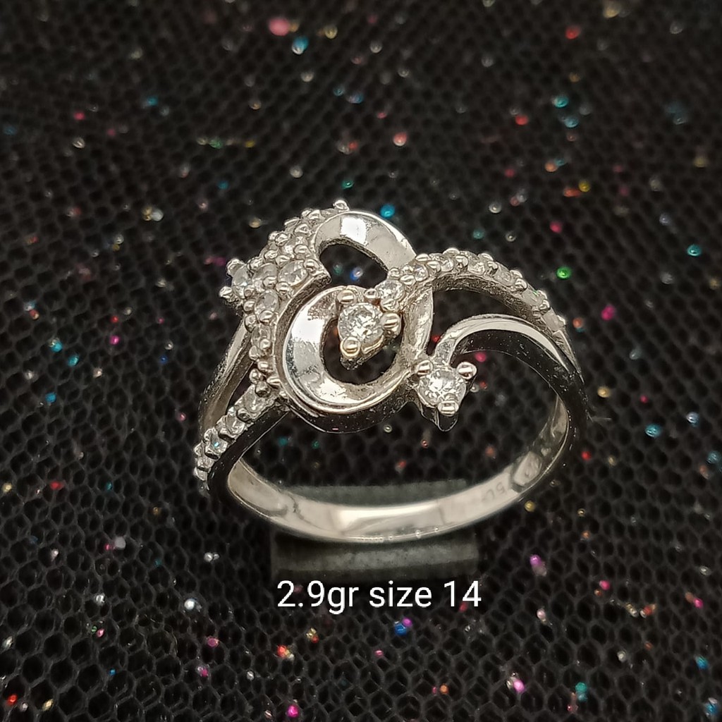 Cincin Emas 17 K - Putih 2.9gr Kadar 750 - 2559