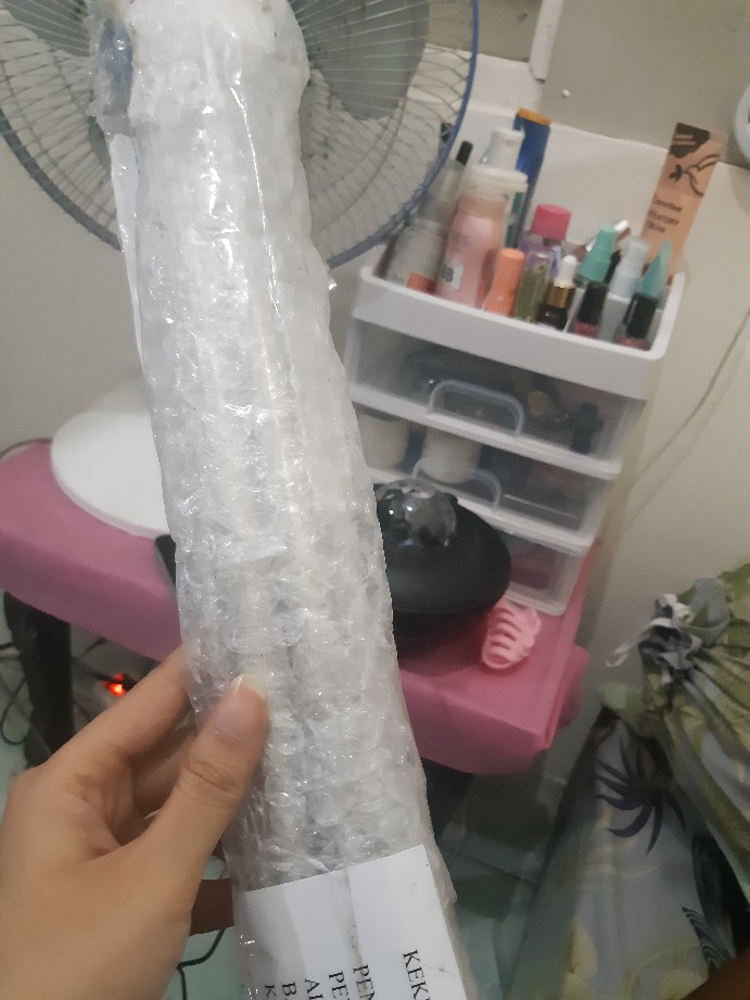 Rak Handuk Tempel Dinding Kamar Mandi