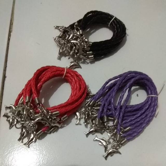 Gelang kepang kulit imitasi oleh oleh bali