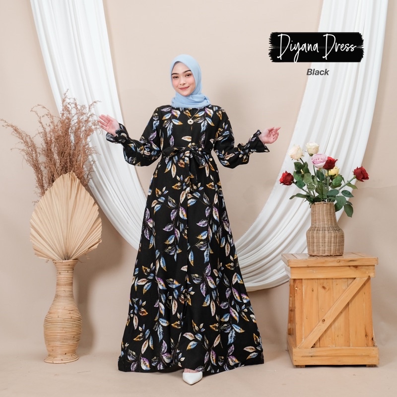 DIYANA DRESS