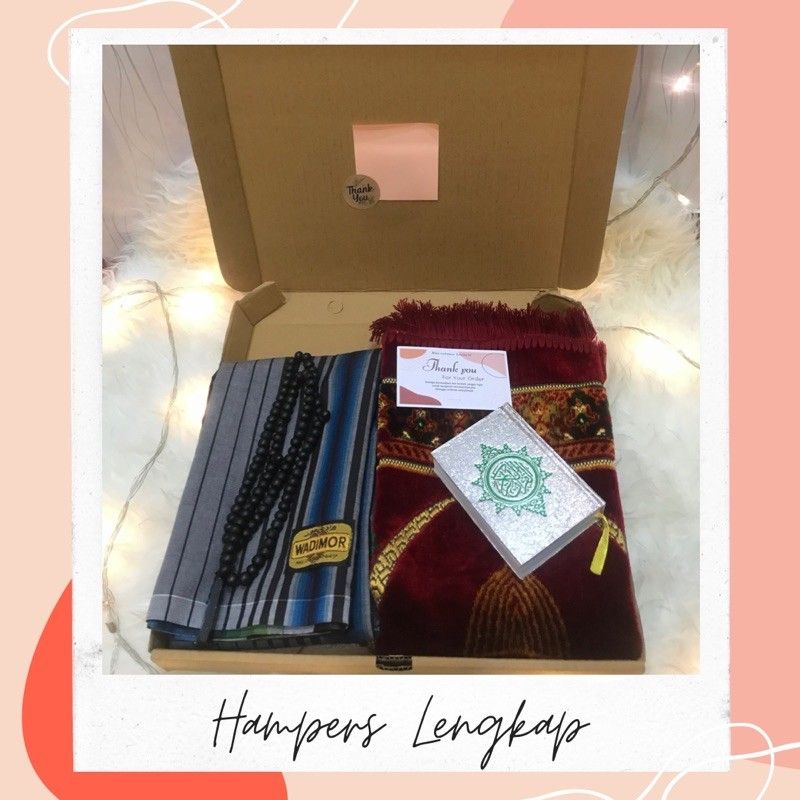 

Termurah! Hampers Cowok sarung wadimor,sajadah turkey, Alquran,Gift box cowok,kado pria Hampers pria