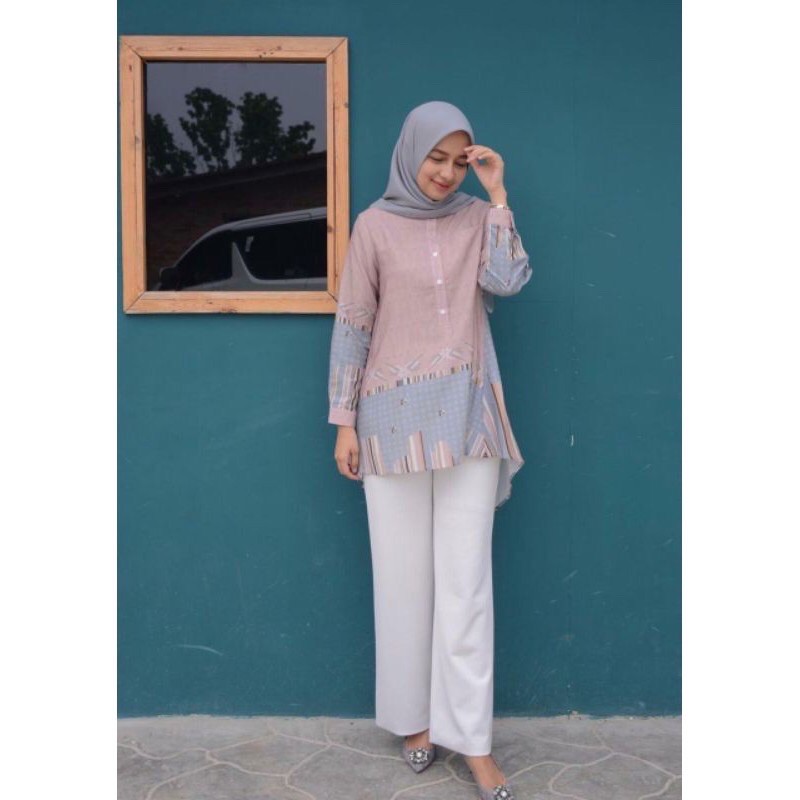 Pink Printed aksay Top by Ria Miranda