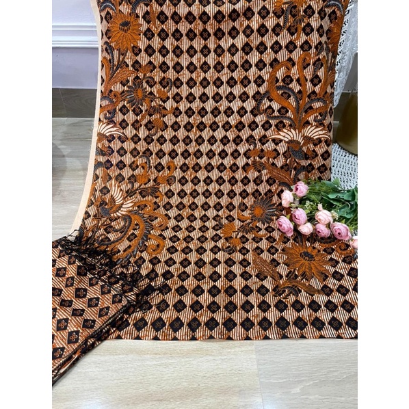 KAMEN SET SELENDANG (BESAR) BATIK SUTRA PARIS PREMIUM