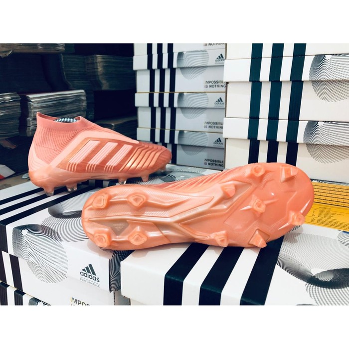 Soccer Adidas Predator 18+ FG - Trace Pink