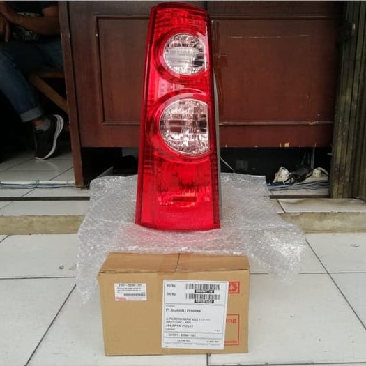 Stoplamp Avanza Xenia VVTi RH Original 1 Pcs