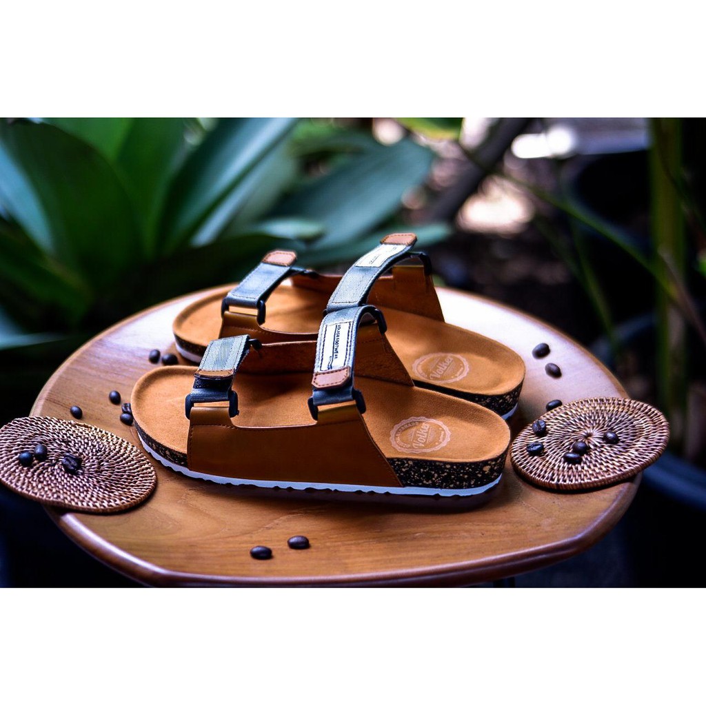 SANDAL KASUAL PRIA WANIAT VOLKERFOOTWEAR ART SUNNY TAN BROWN