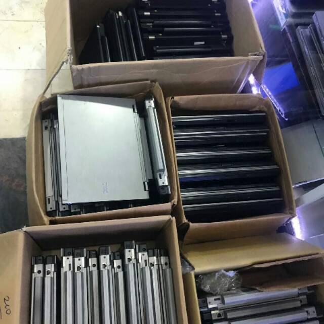 laptop seken dell