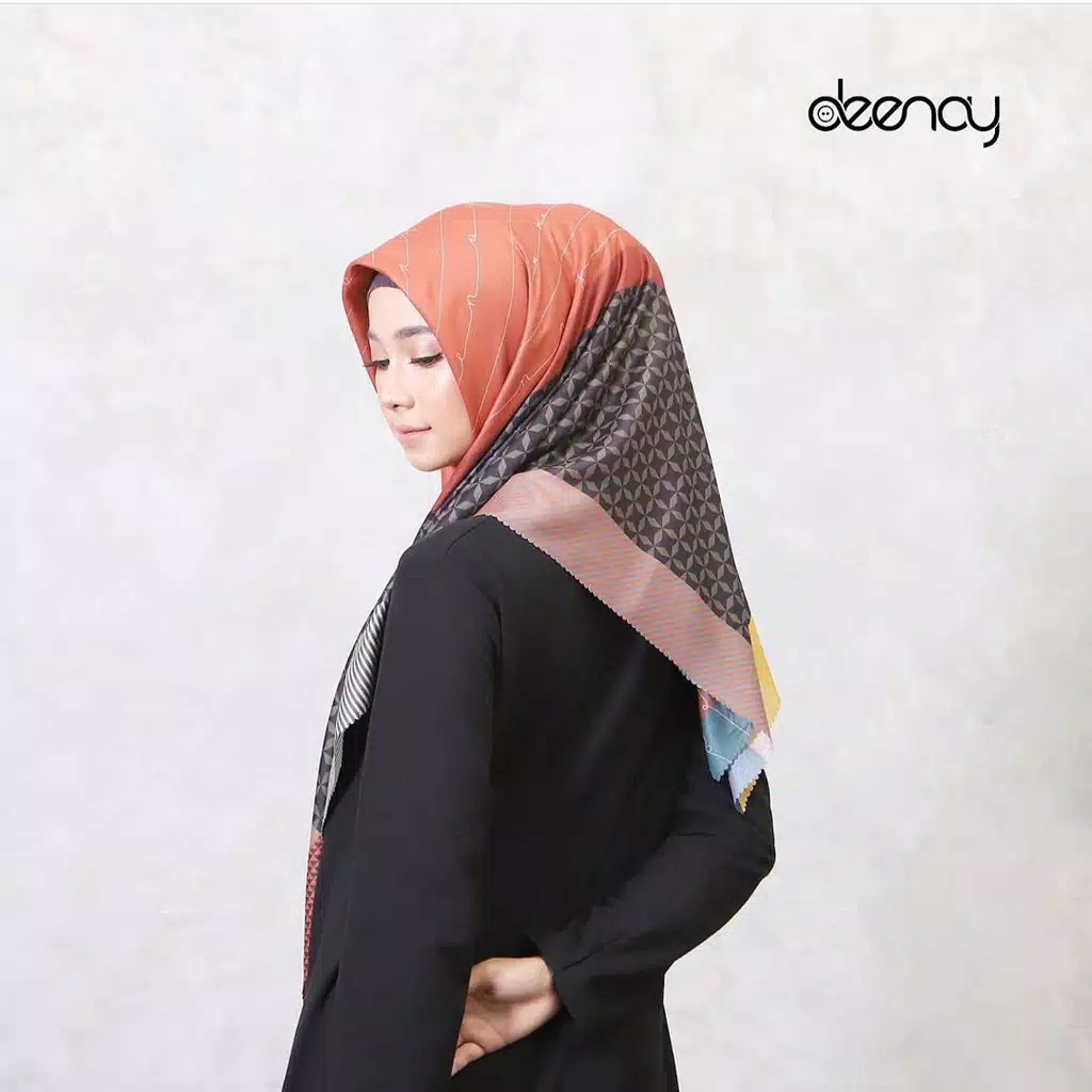 HIJAB SEGI EMPAT DEEKA Wk2 AIKO