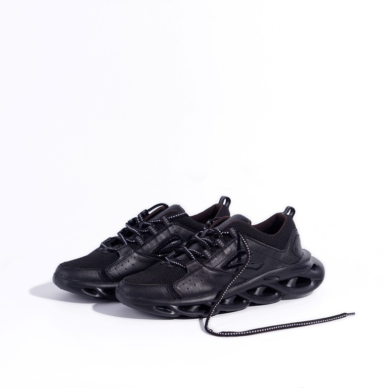 SEPATU SNEAKERS PRIA AREGON GENT-X BLACK SERIES