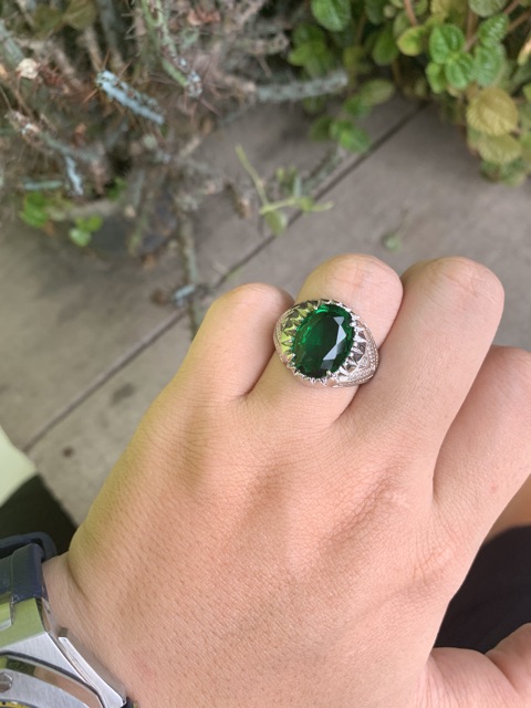 Cincin Pria Akik Zamrud Green Emerald High Quality Cutting Mewah Berkelas Kantoran Ring Warna Perak