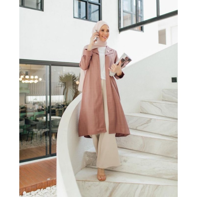 Alana Outer Wearing Klamby