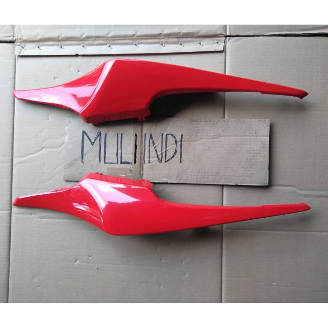 cover body belakang cb150r cb 150 r