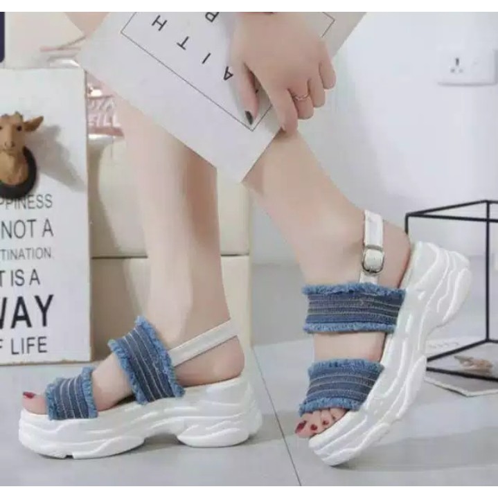 SANDAL WANITA SANDAL GUNUNG LEVIS TERBARU BEST SELLER