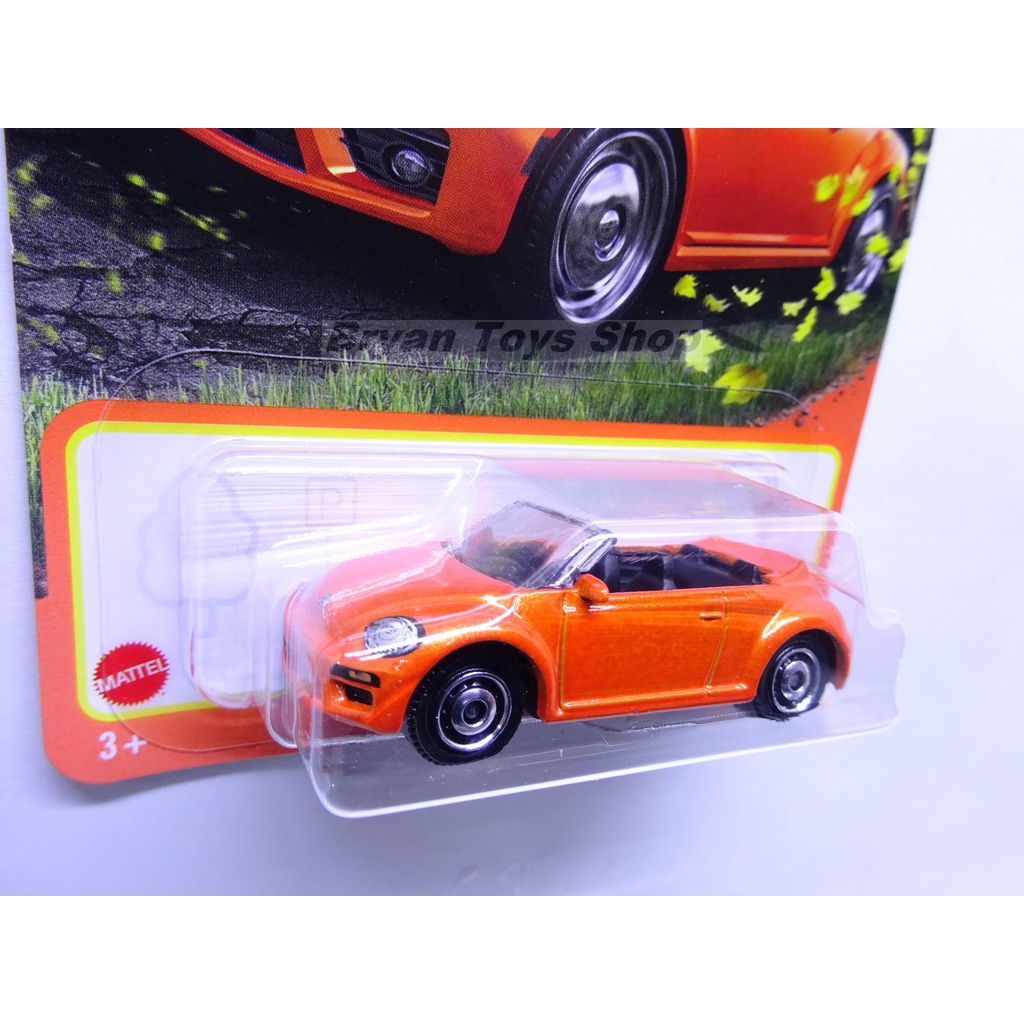 Matchbox 2019 Volkswagen Beetle Convertible Orange