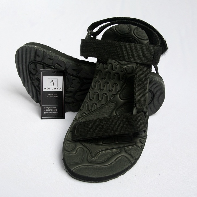 Sandal Gunung Pria Wanita Sandal Gunung Outdoor COD