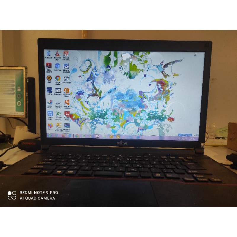 fujitsu laptop core i3