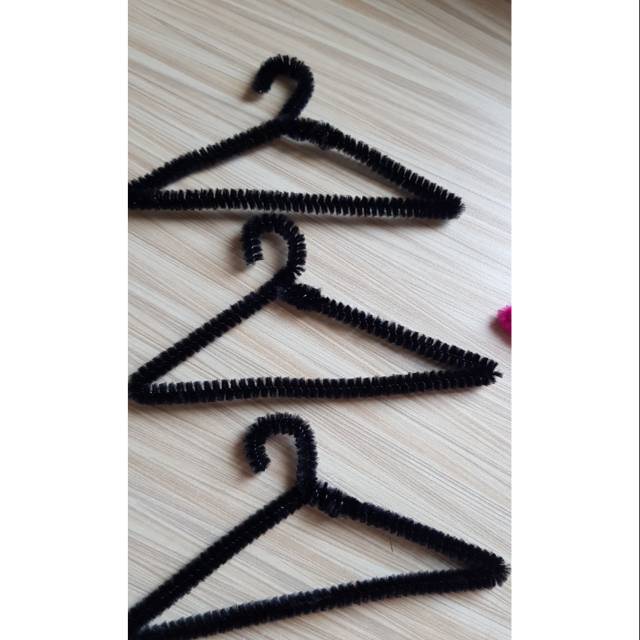 Hanger baju boneka / kpop doll hanger clothes / gantungan baju/ kpop doll/ boneka kpop / baju boneka