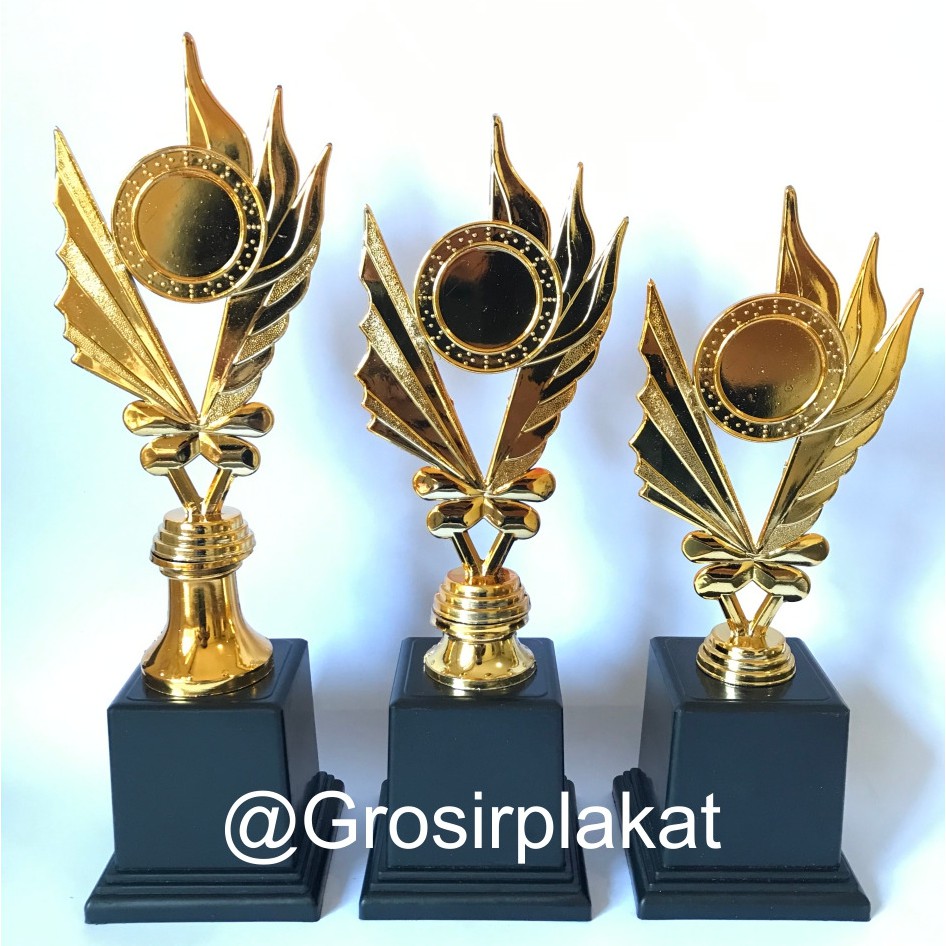 Trophy 1 set Murah