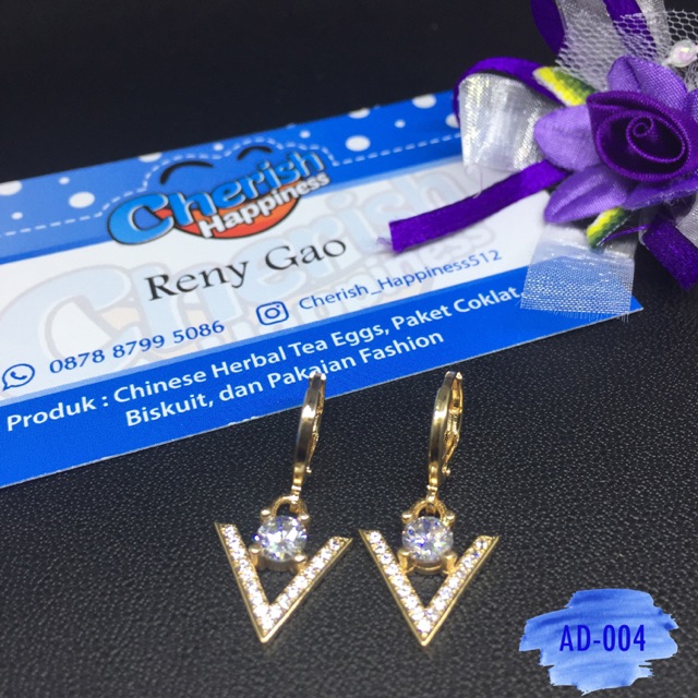 Anting Lapis Emas Bentuk V Permata ~ Perhiasan ~ Jewelry