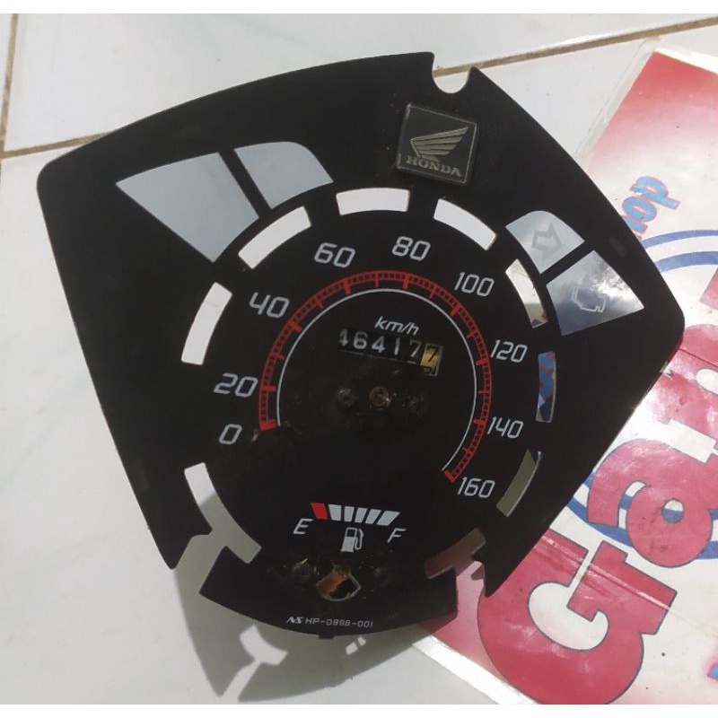 Papan indikator spidometer Revo AT dan mesin kecepatan mesin Amper bensin original bekas