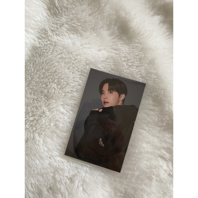 [BOOKED] BTS Fila Project 7 Photocard Jhope