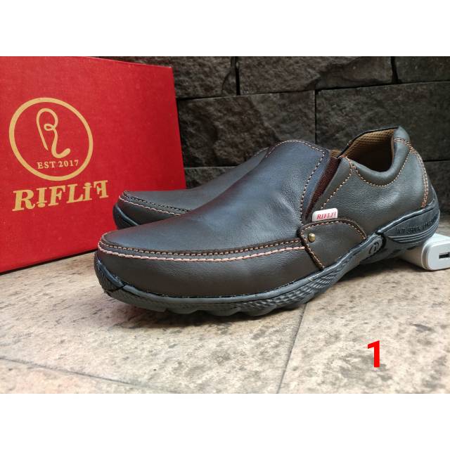 RIFLIF Sepatu Casual Pria Slip On Bahan Kulit Asli