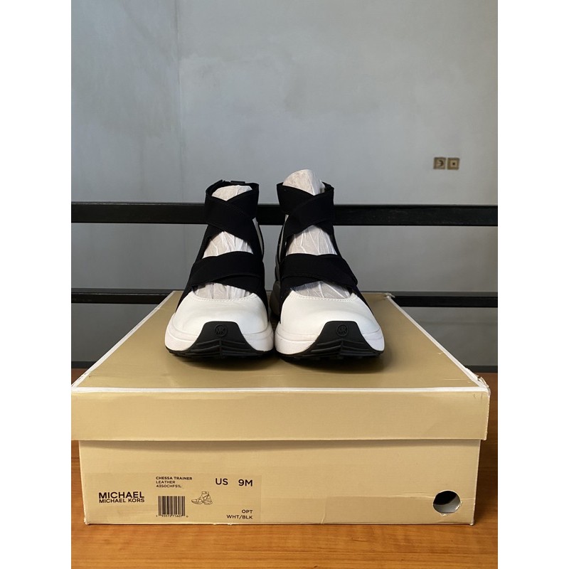 MK Chessa Leather Trainer