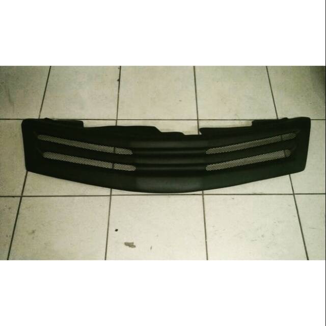 Grill garis nissan livina 2008