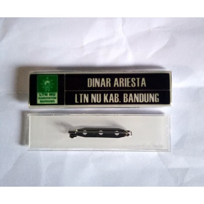

Name Tag / Papan Nama Dada Resin 2x8 Cm Akrilik Peniti Bisa Satuan