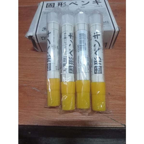 

solidseteel marker whiete sakura sepidol penanada besi permanen putih sakura color made in japane