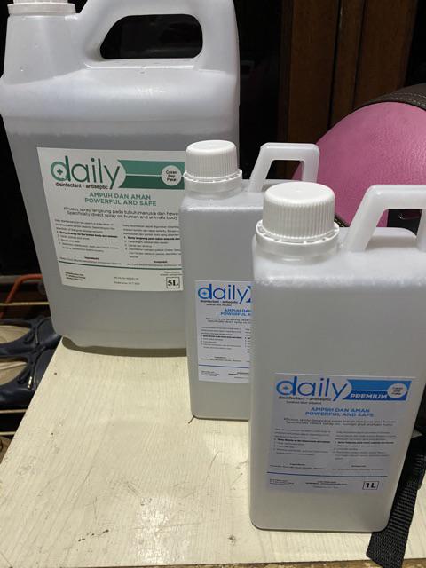Desinfektan Daily Premium Disinfektan Antiseptic 1 Liter